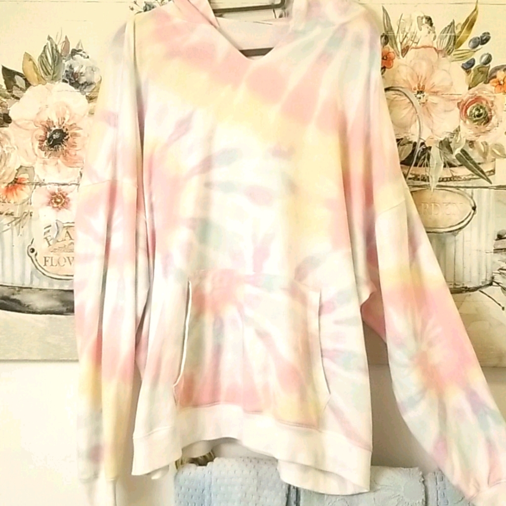 EUC Pastel Star Burst Swirl TieDye Kangaroo Hoodie